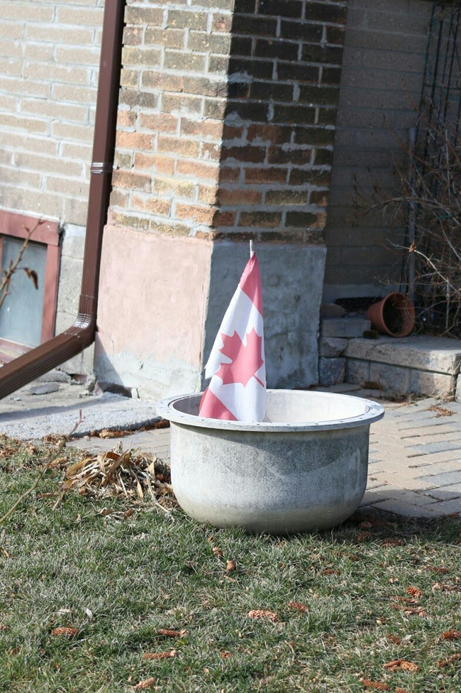 14SL_patriotic_planter