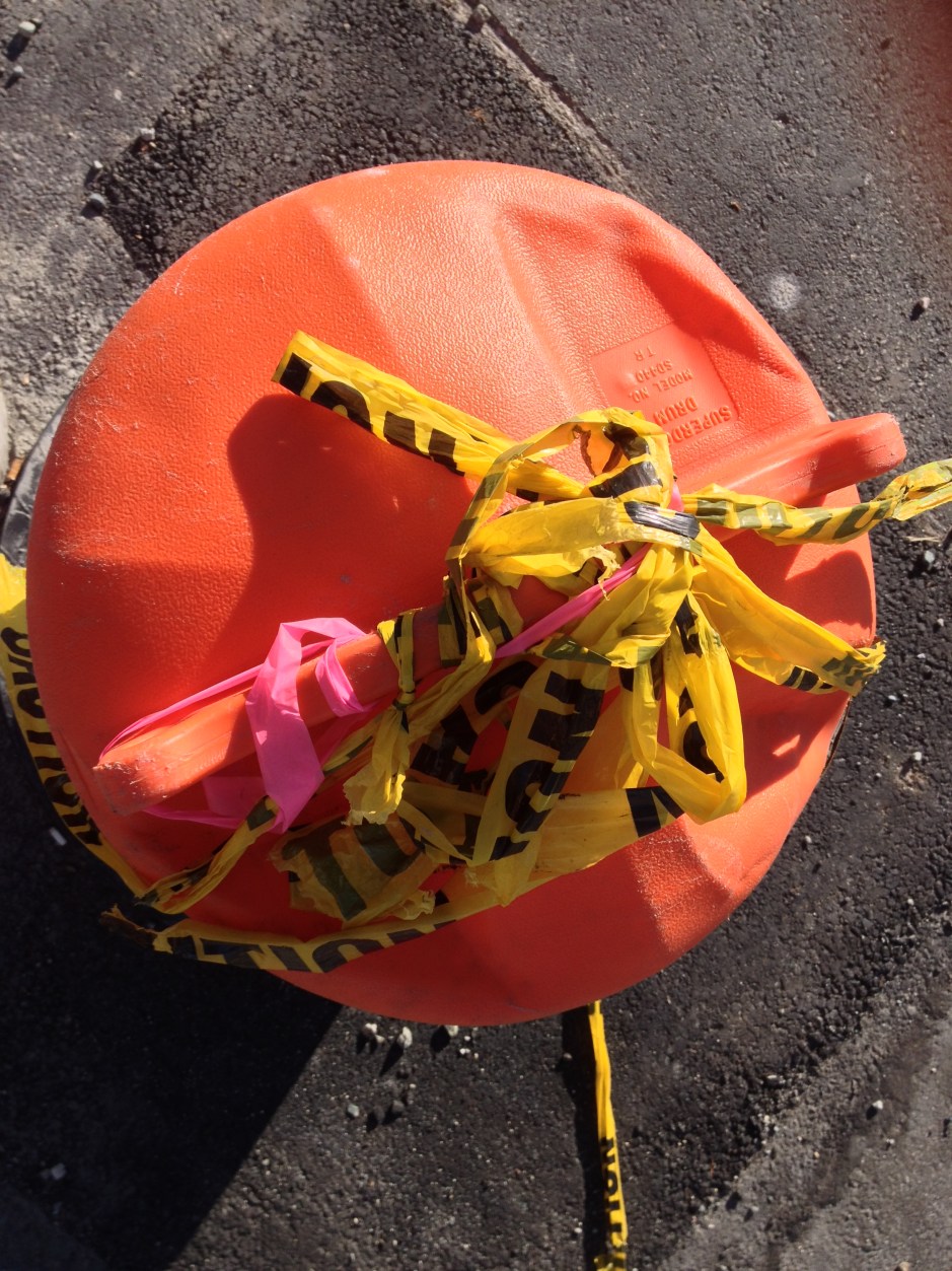 27_sara_orange-pylon