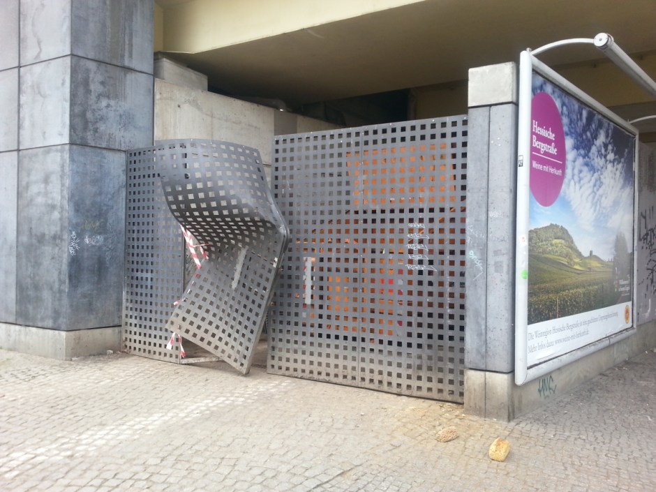 13_SAD_160411_MB_8b_Low Res