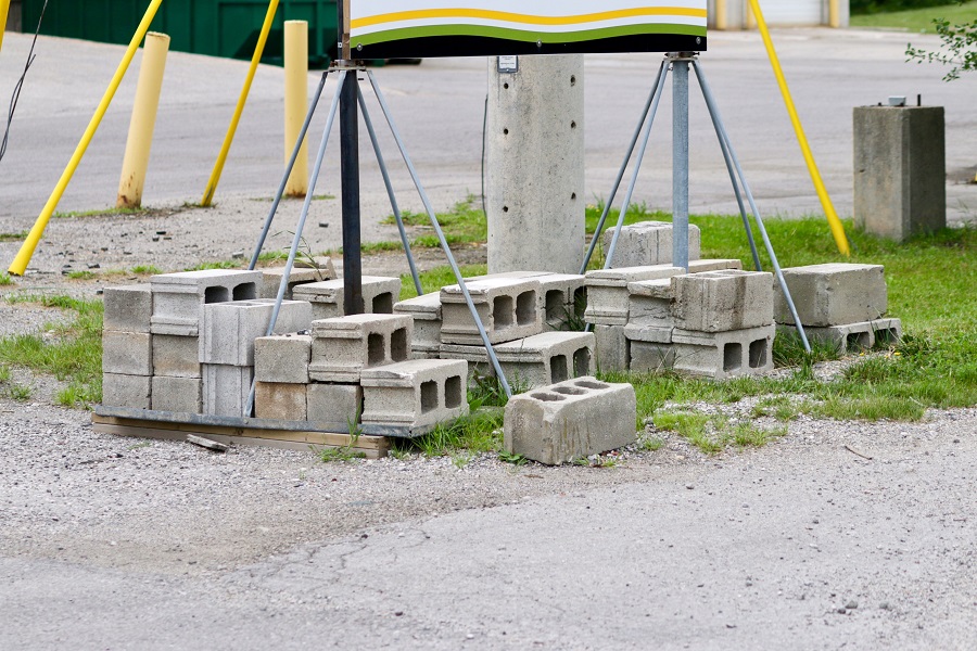 19_Steven_Laurie_Cinder_Blocks