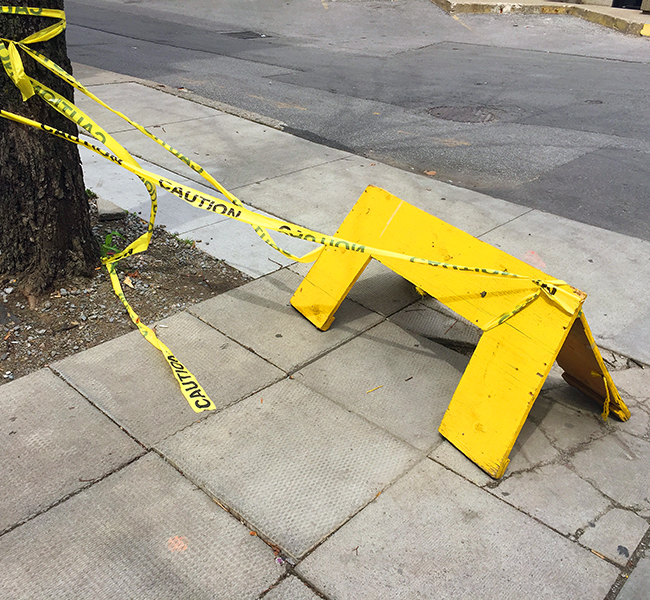 21_JR_Yellow caution