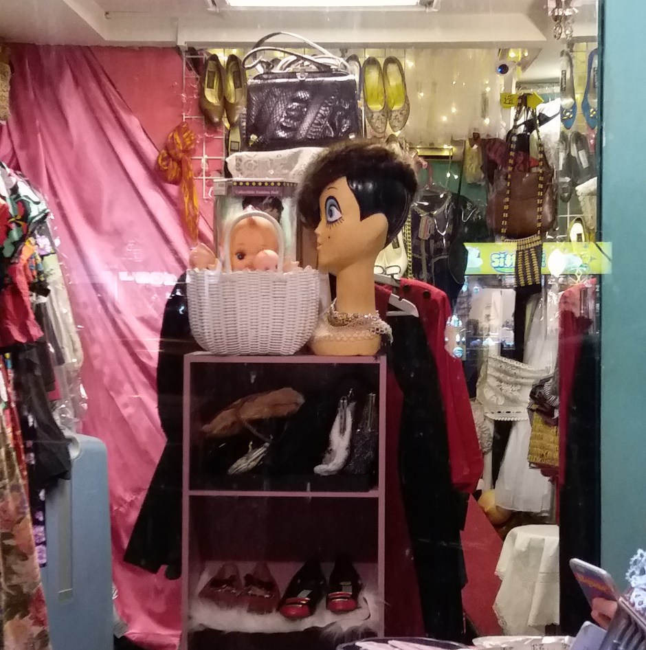 20_Douglas lewis_face