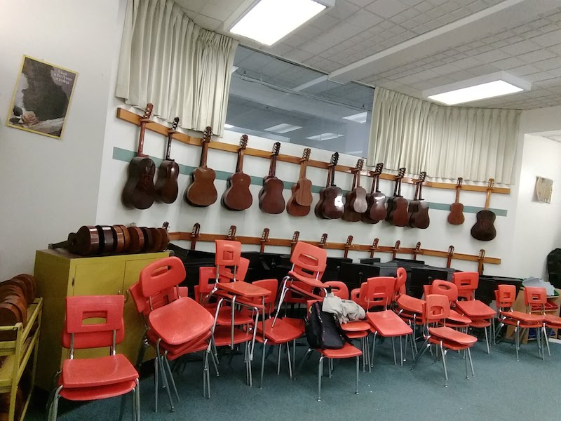 14_BL-musicroom copy