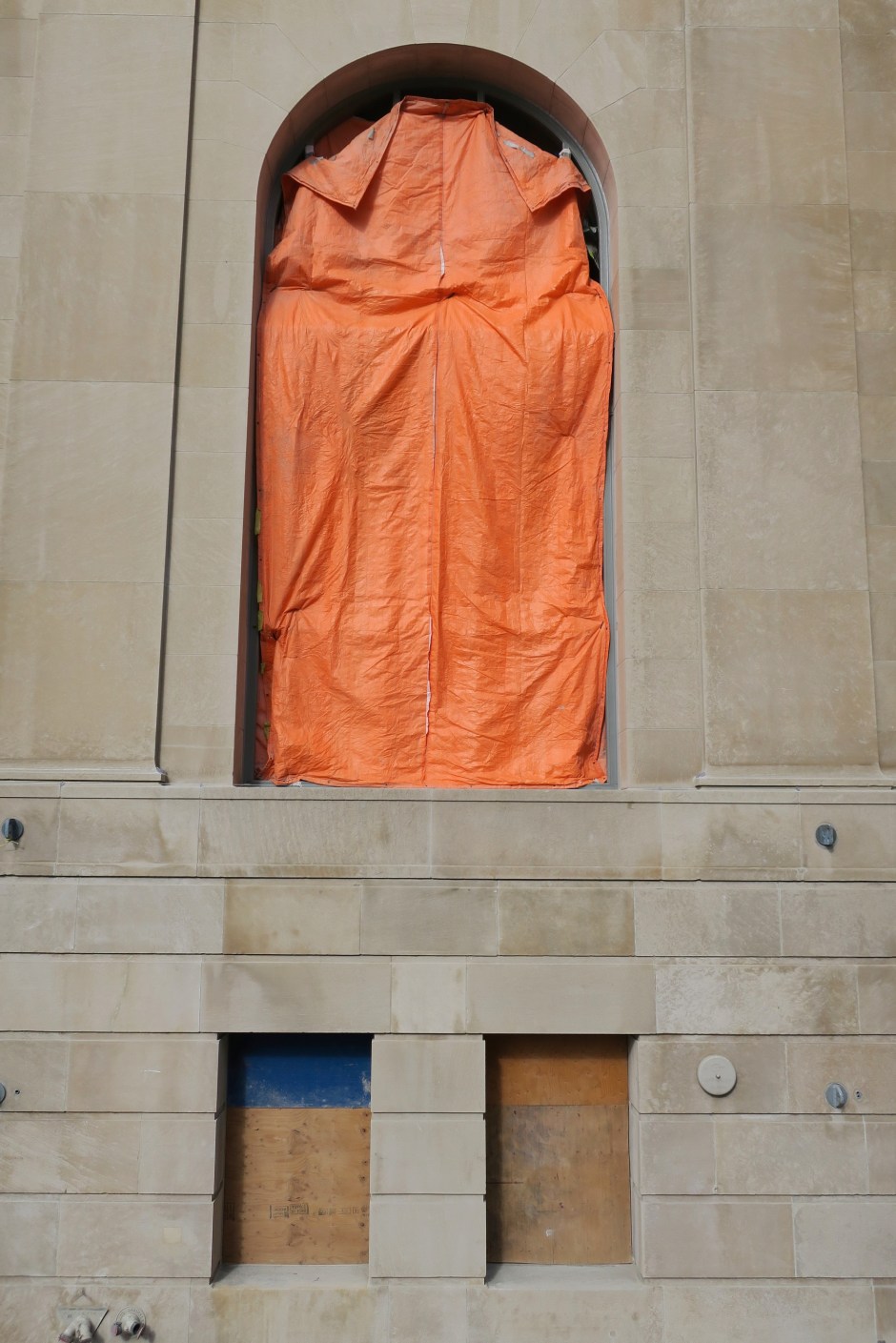 16_SL_Tarpoline Window