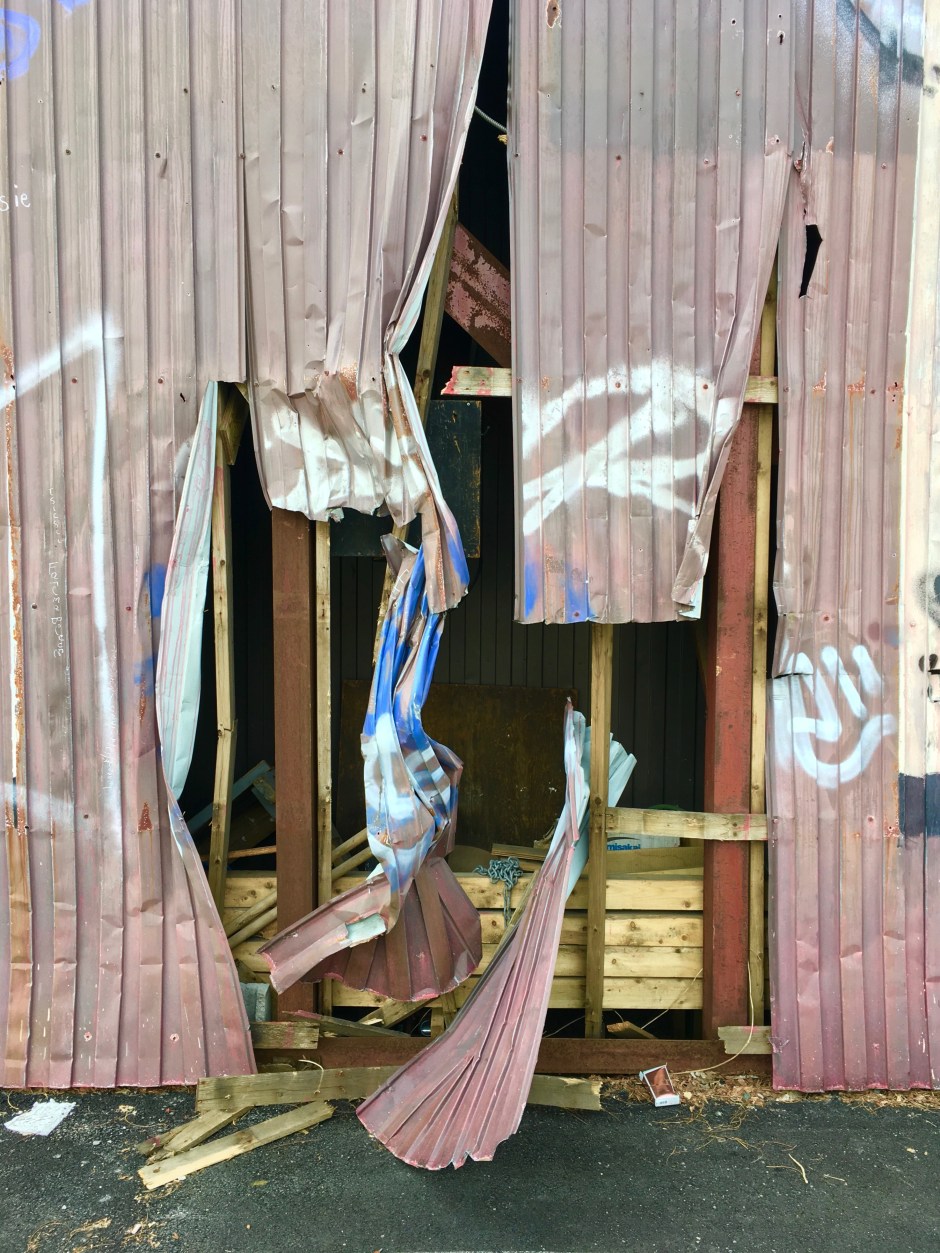 13_jp_twistedmetal_grafitti