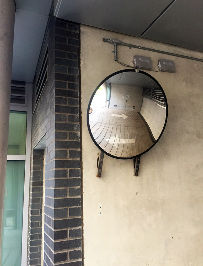 18_JR_mirrored arrows