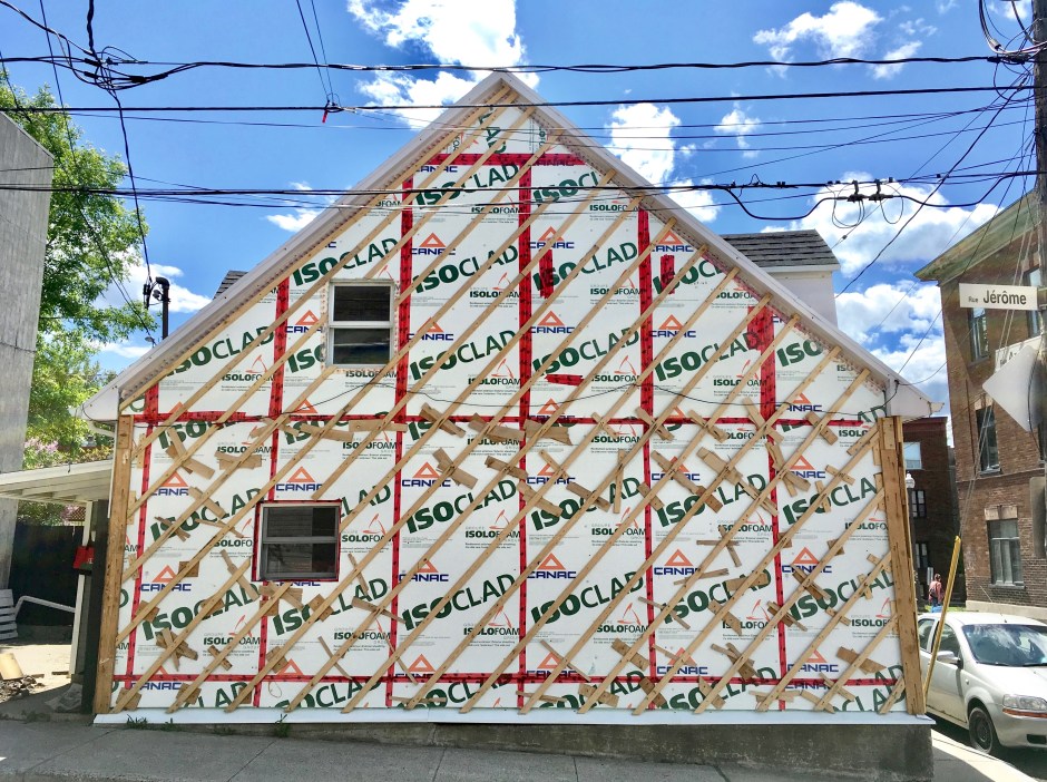 14_Stripped_house_Jpartaik