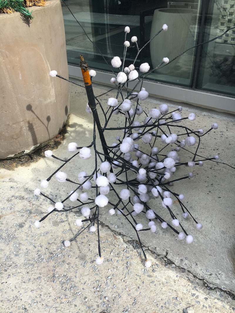 04_SAD_cotton balls_DORNER