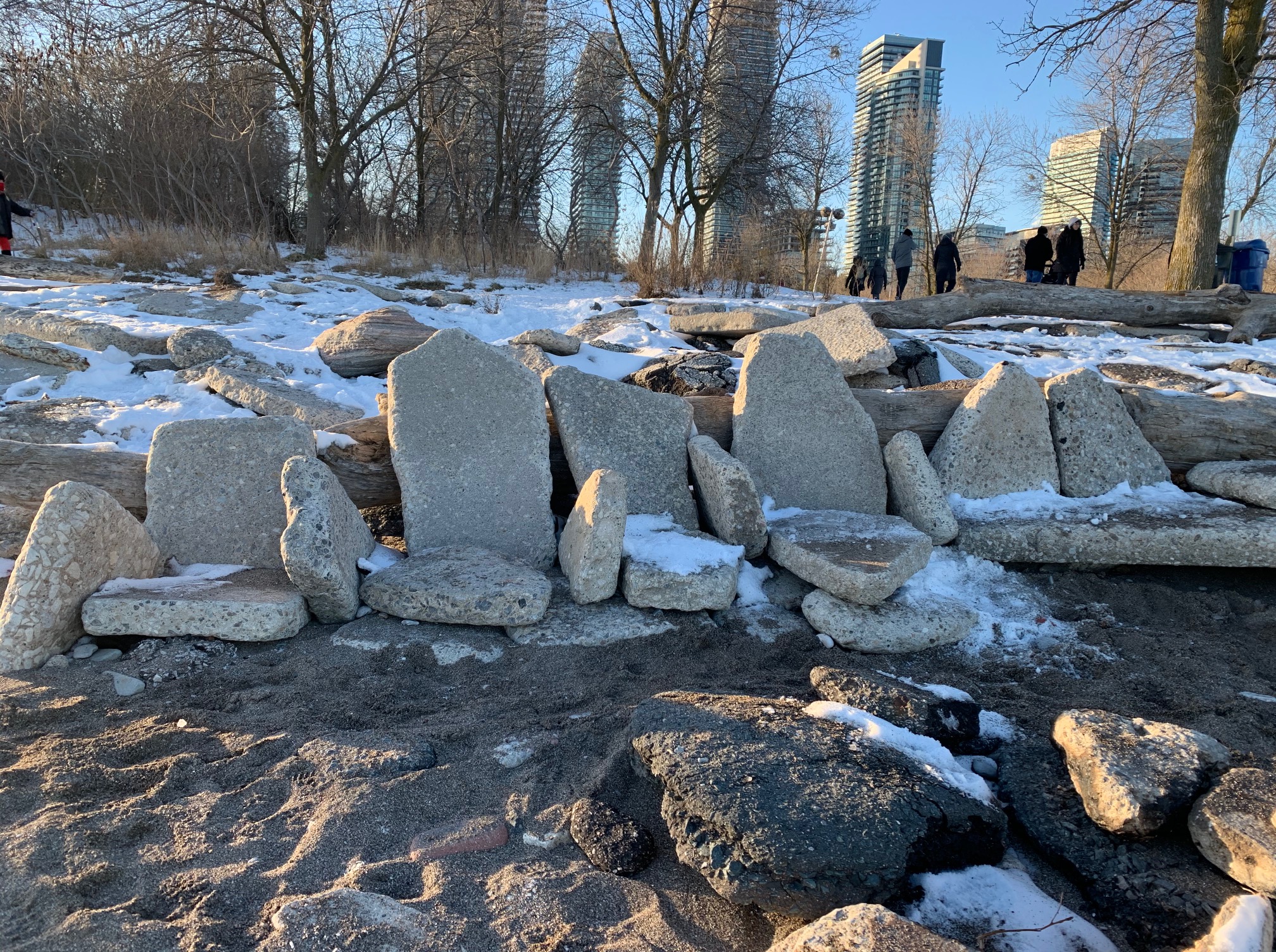 13_Carolyn_bercu_chairs