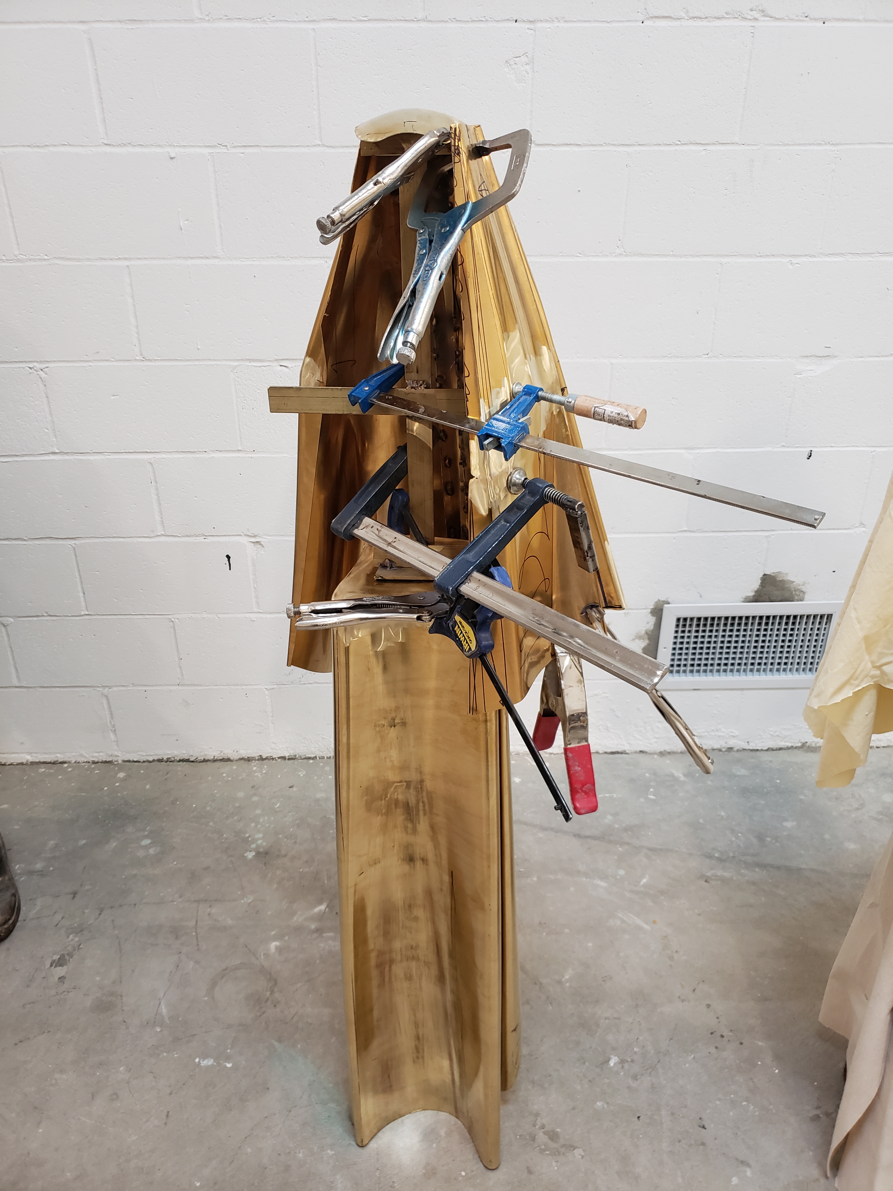 21_Brandon Vickerd_clamps