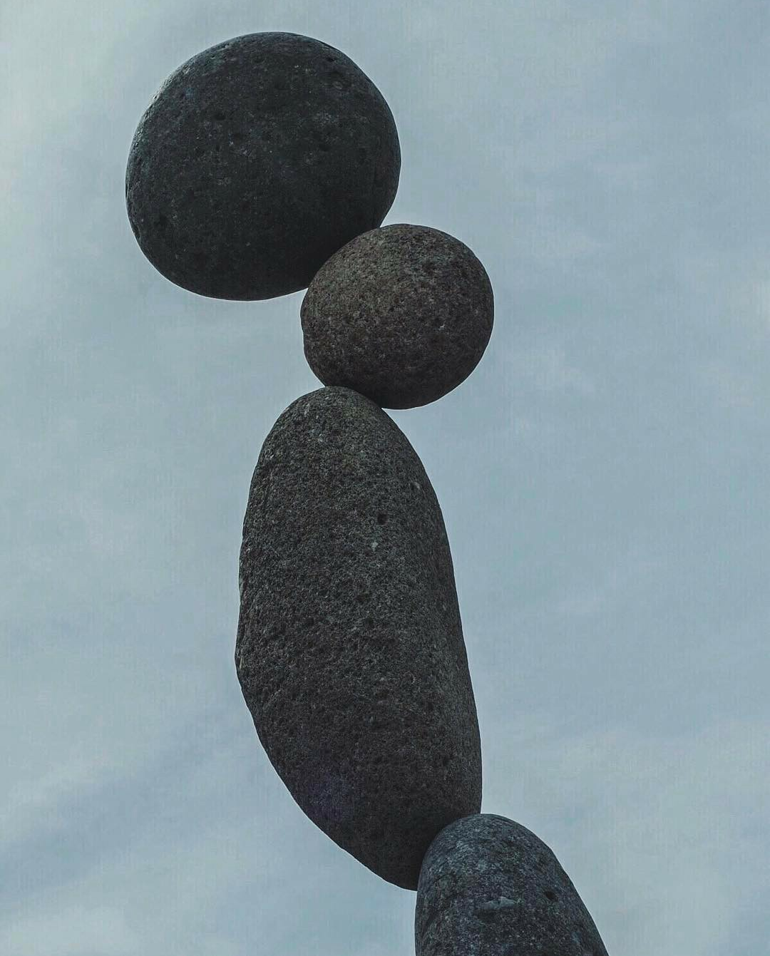 05_olya_saveleva_stones