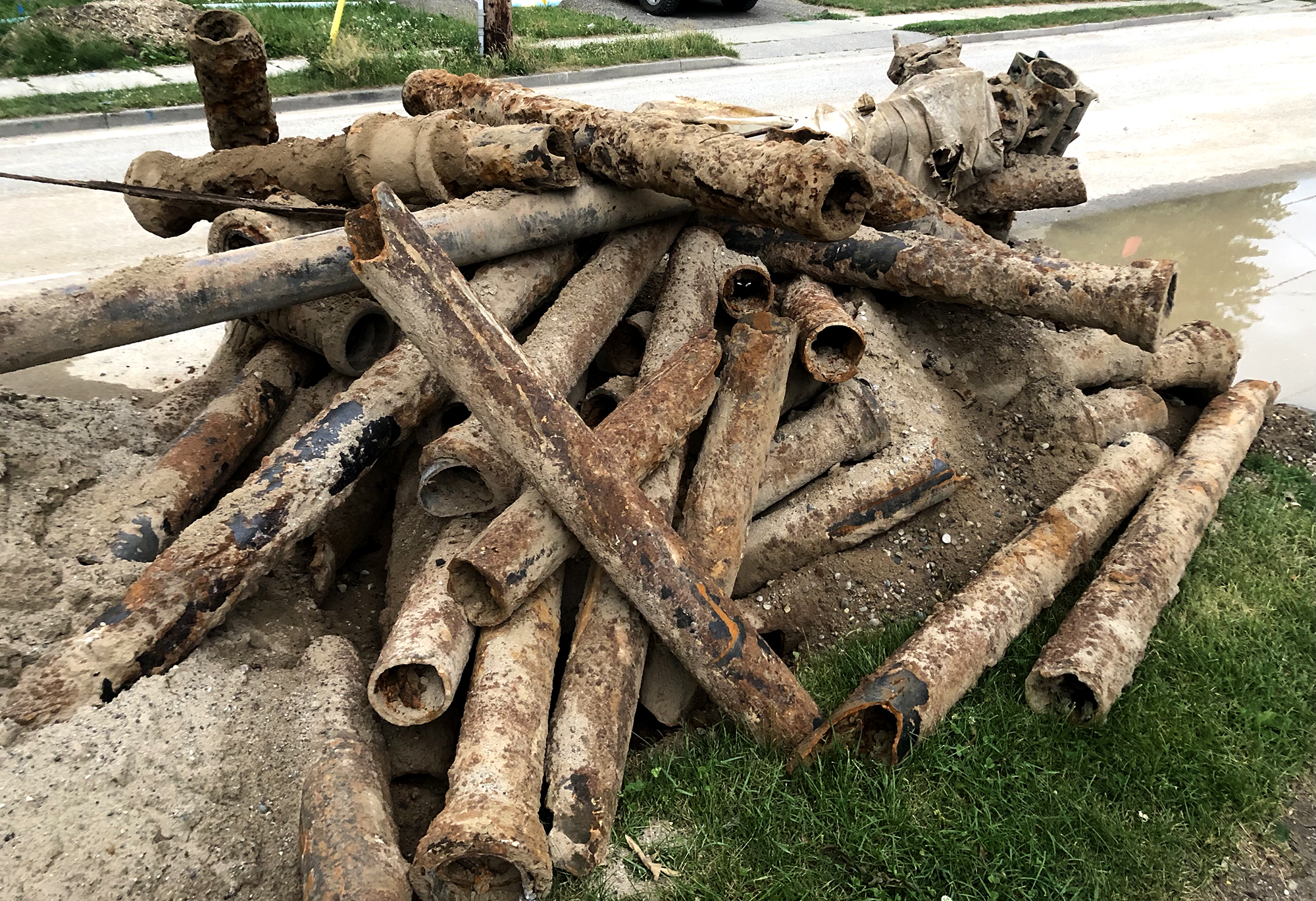 04_SAD-sashaopeiko-pipes