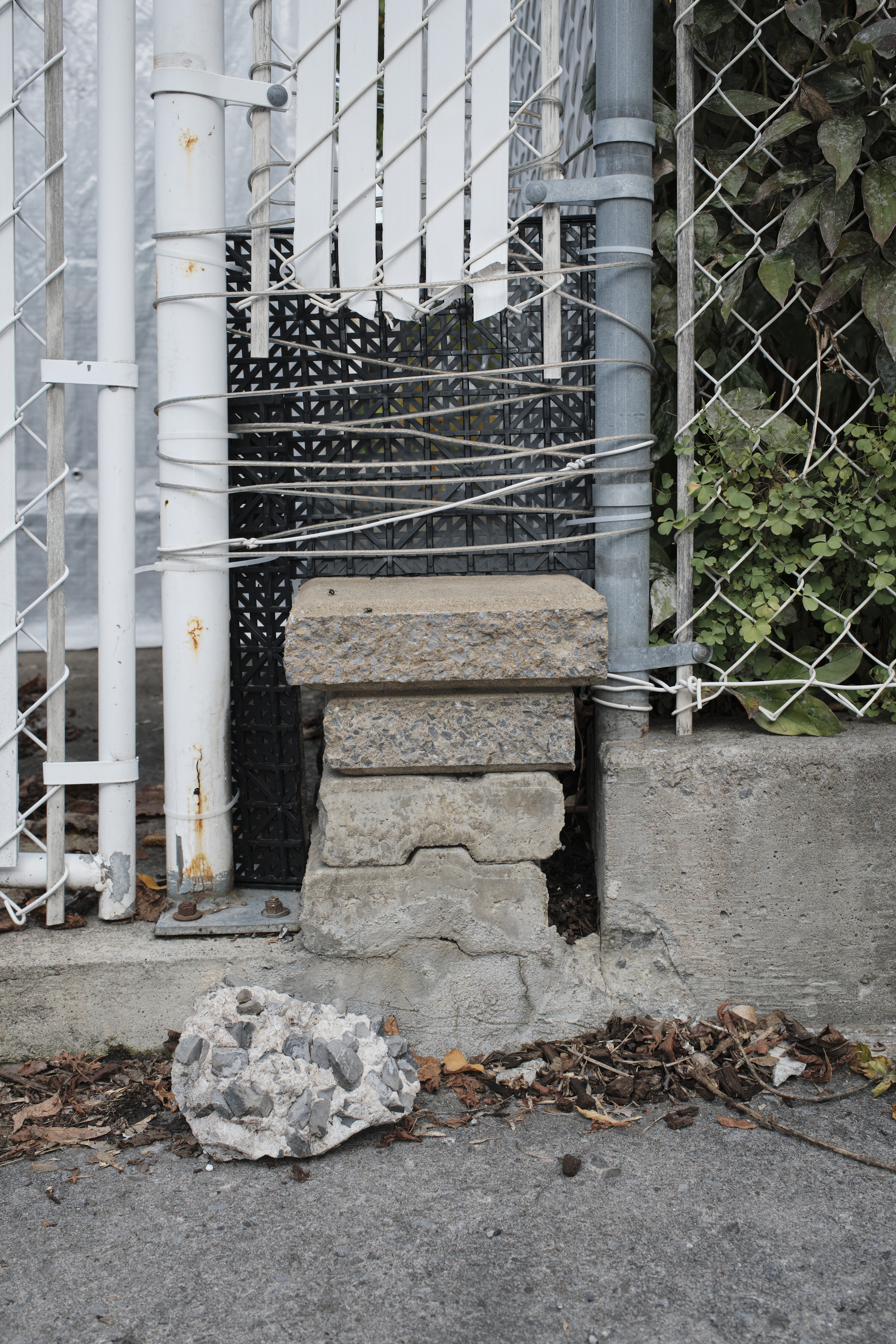 05_dean_garlick_gate