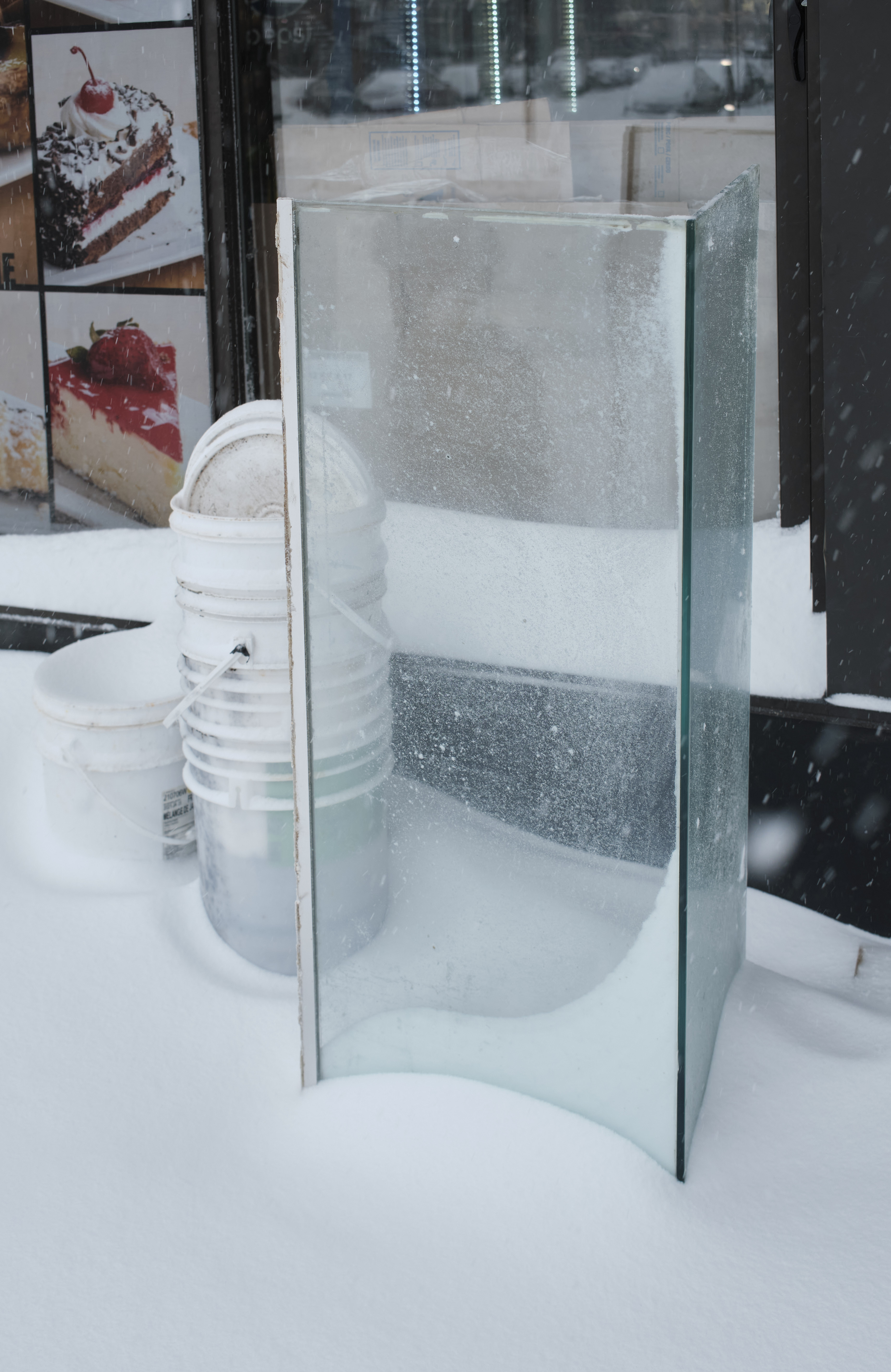 02_windowDeanGarlick