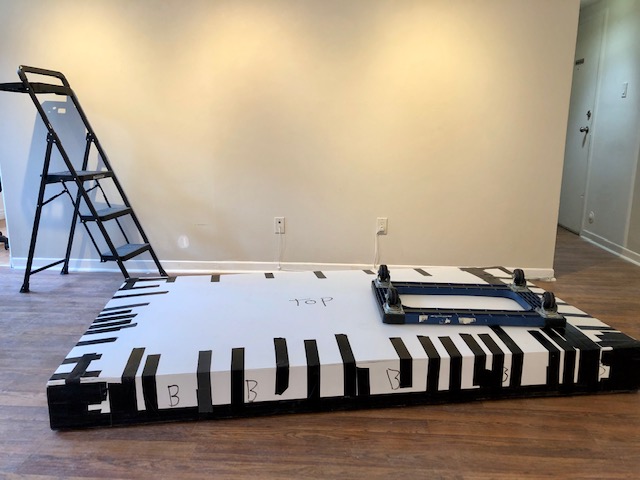 12_SAD_Barbara_B+W Box