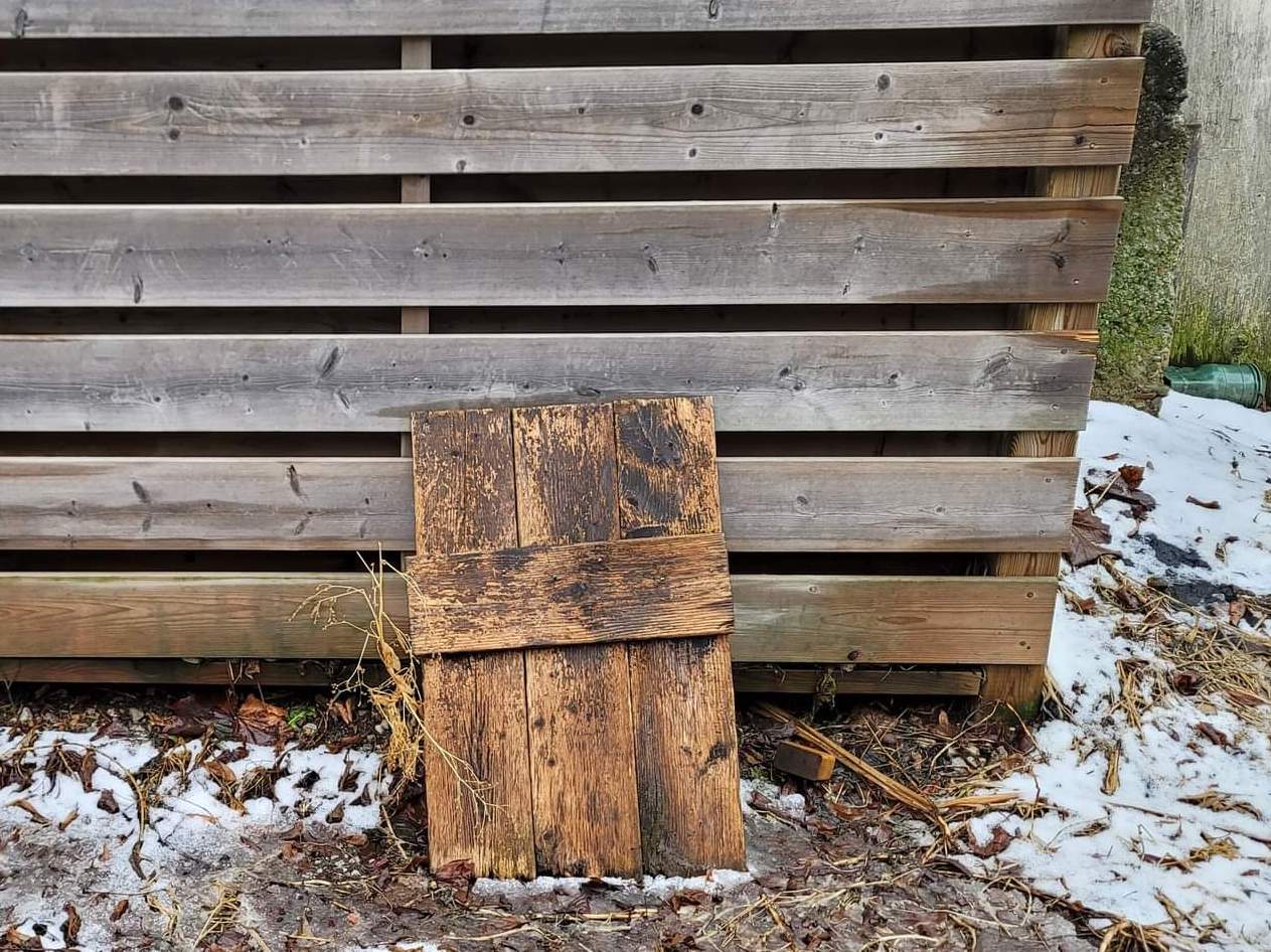 06_david woodward_wooden palette