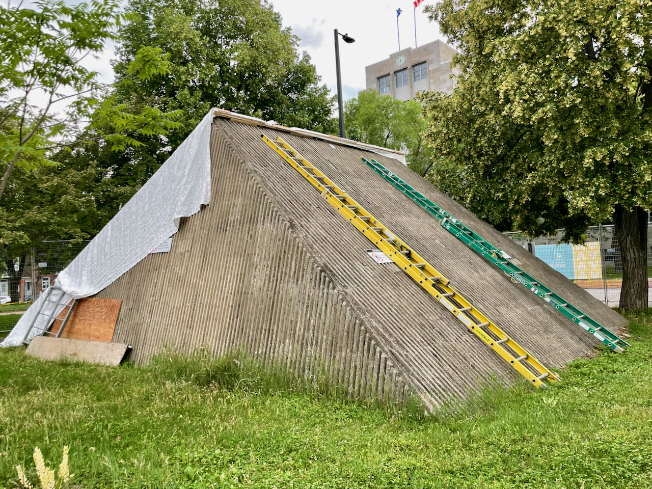 17_ladder_concrete_partaik