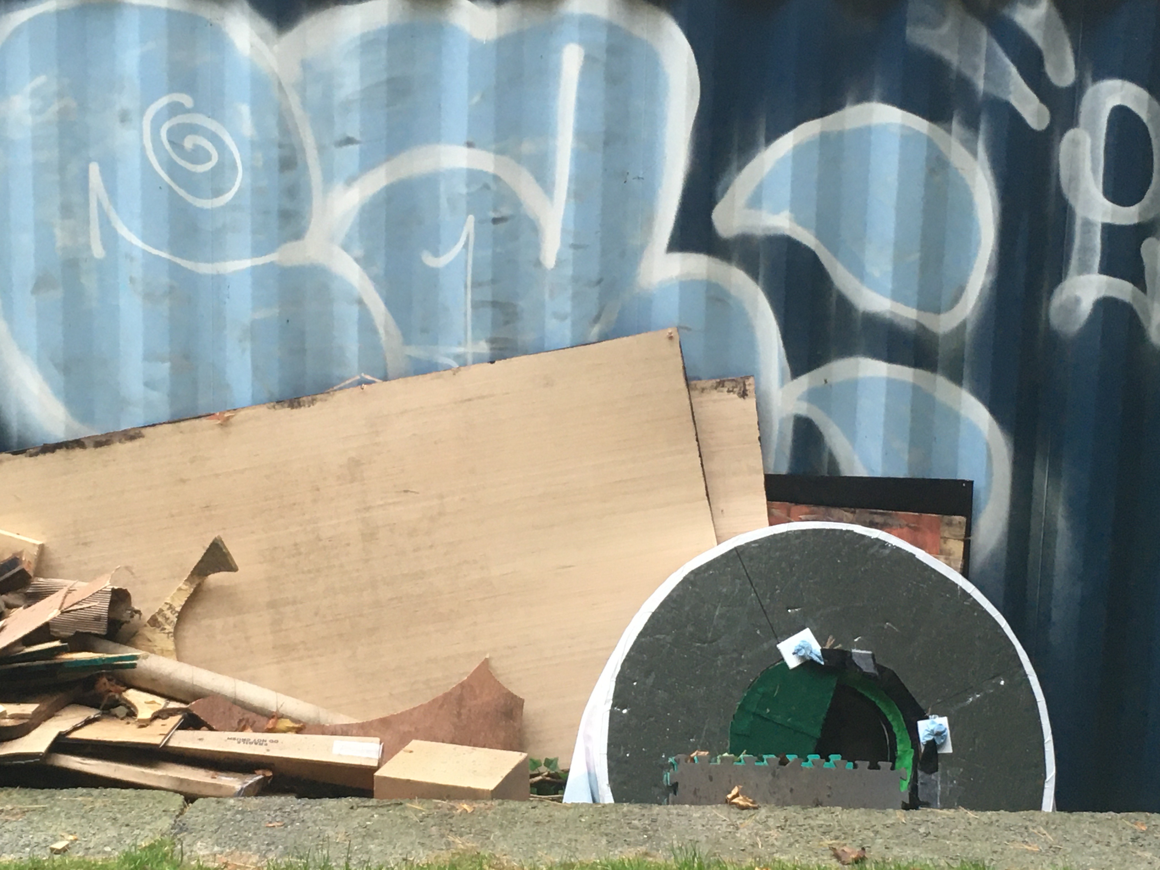 02_Bruce_barber_semi